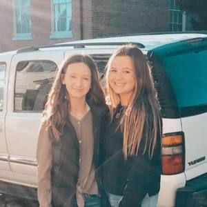 Meet your Posher, Bella